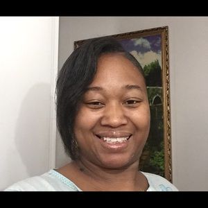 Meet your Posher, Tia